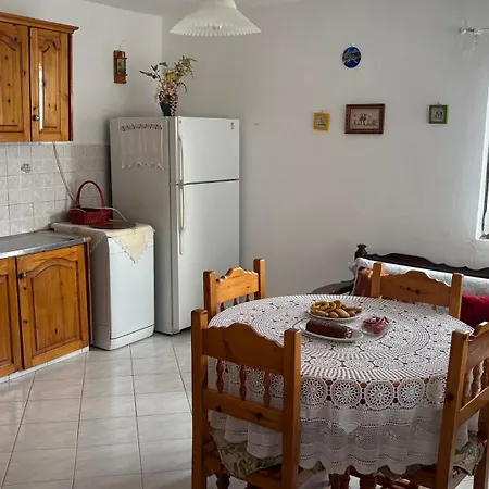 Grandmother's House Ваканционна къща Ágios Pétros