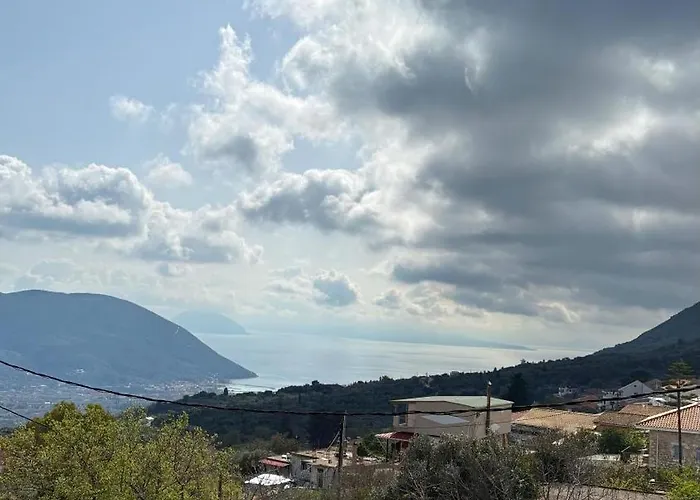 Grandmother's House * Ágios Pétros